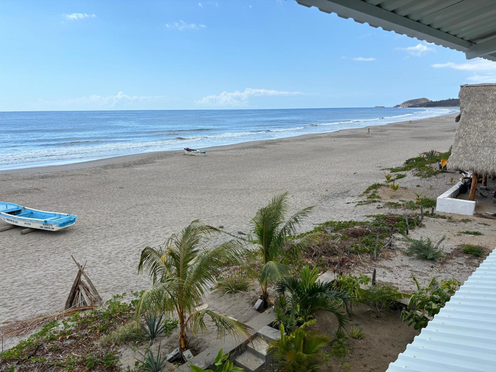 Stella Mar Oceanfront Hotel Popoyo Habitación foto